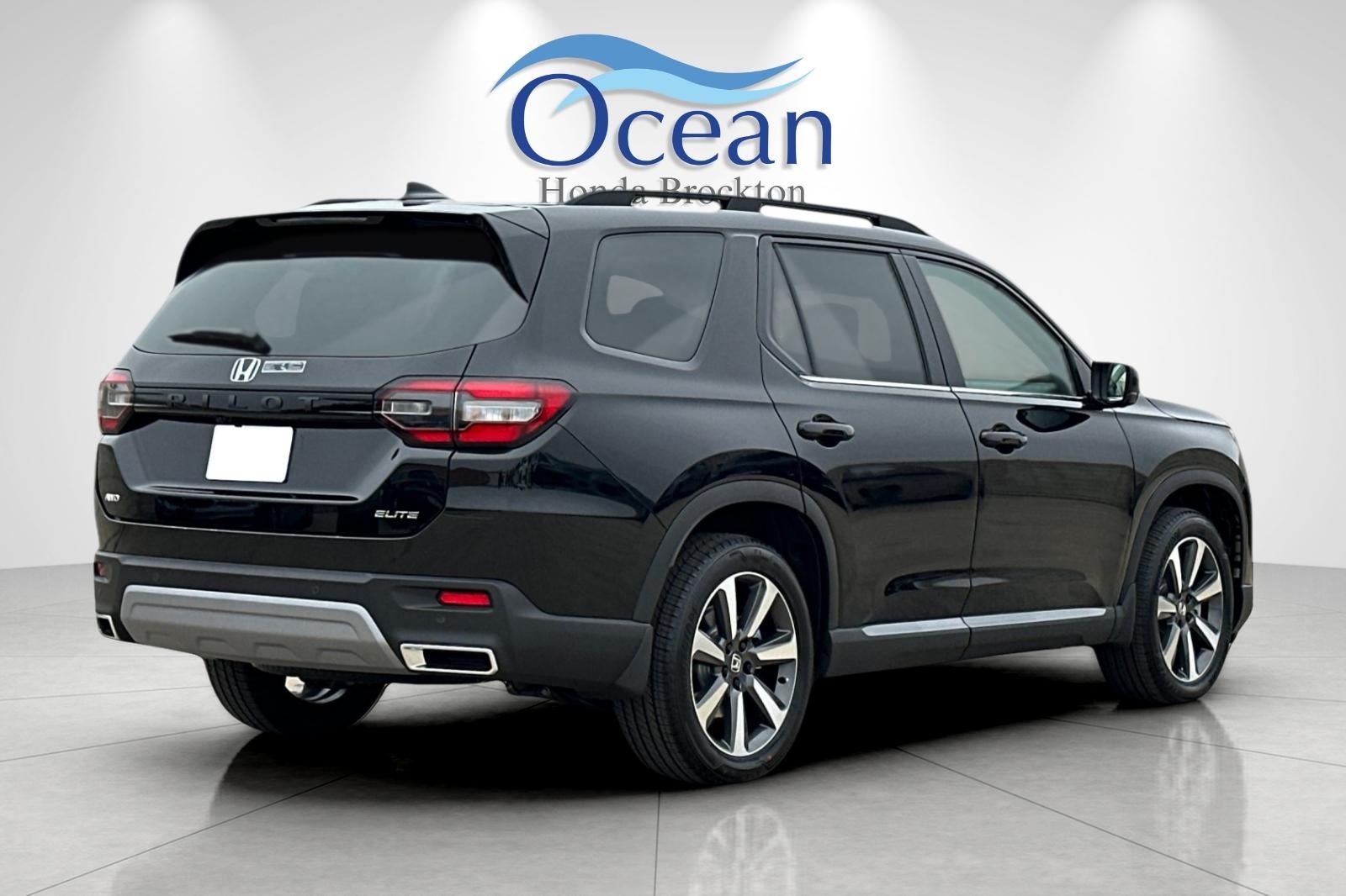 2025 Honda Pilot Elite photo 4
