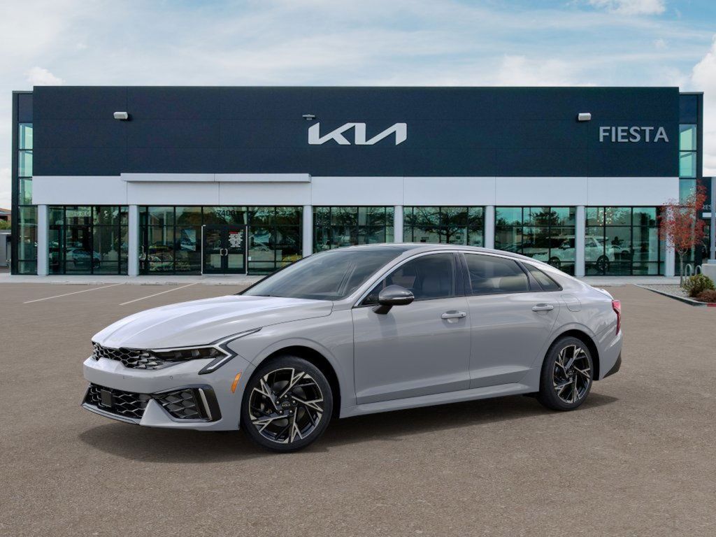 2025 Kia K5 GT-Line photo 2