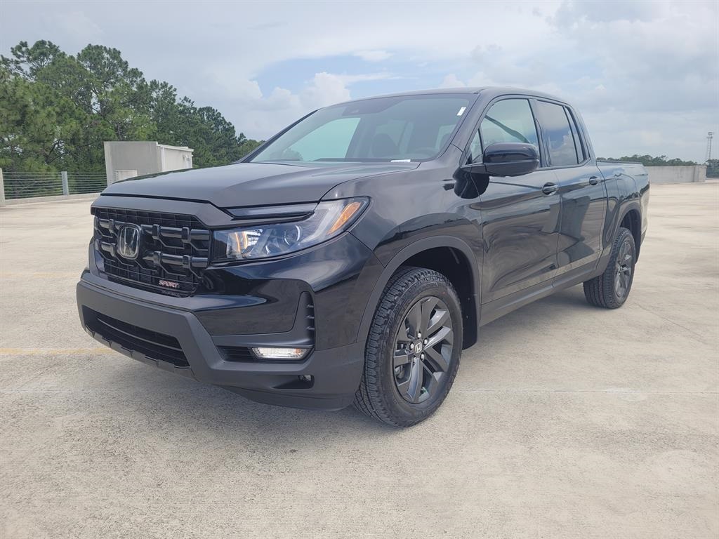 2025 Honda Ridgeline Sport photo 3