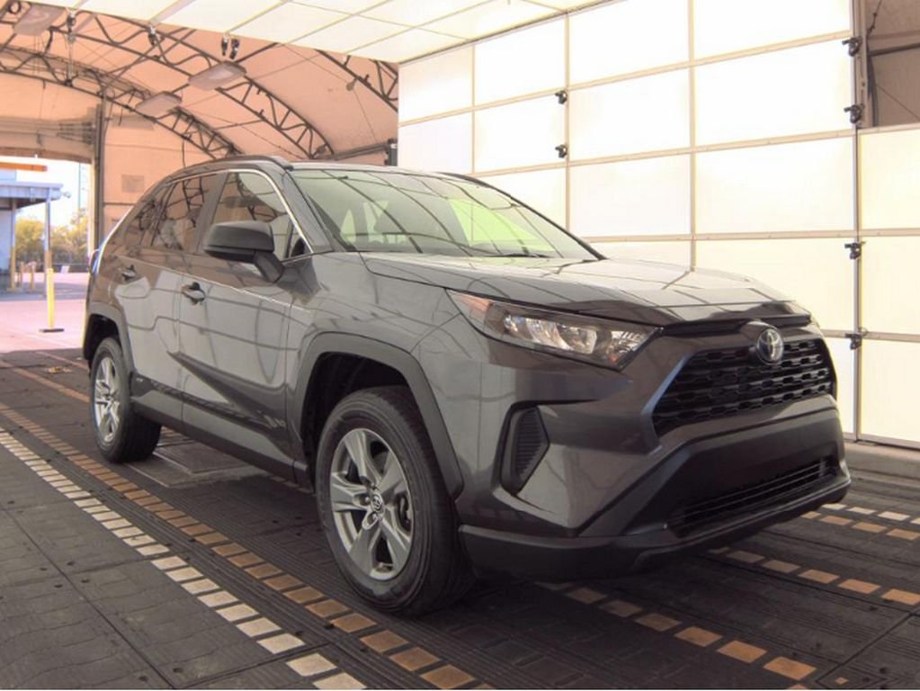 2022 Toyota RAV4 Hybrid LE photo 4