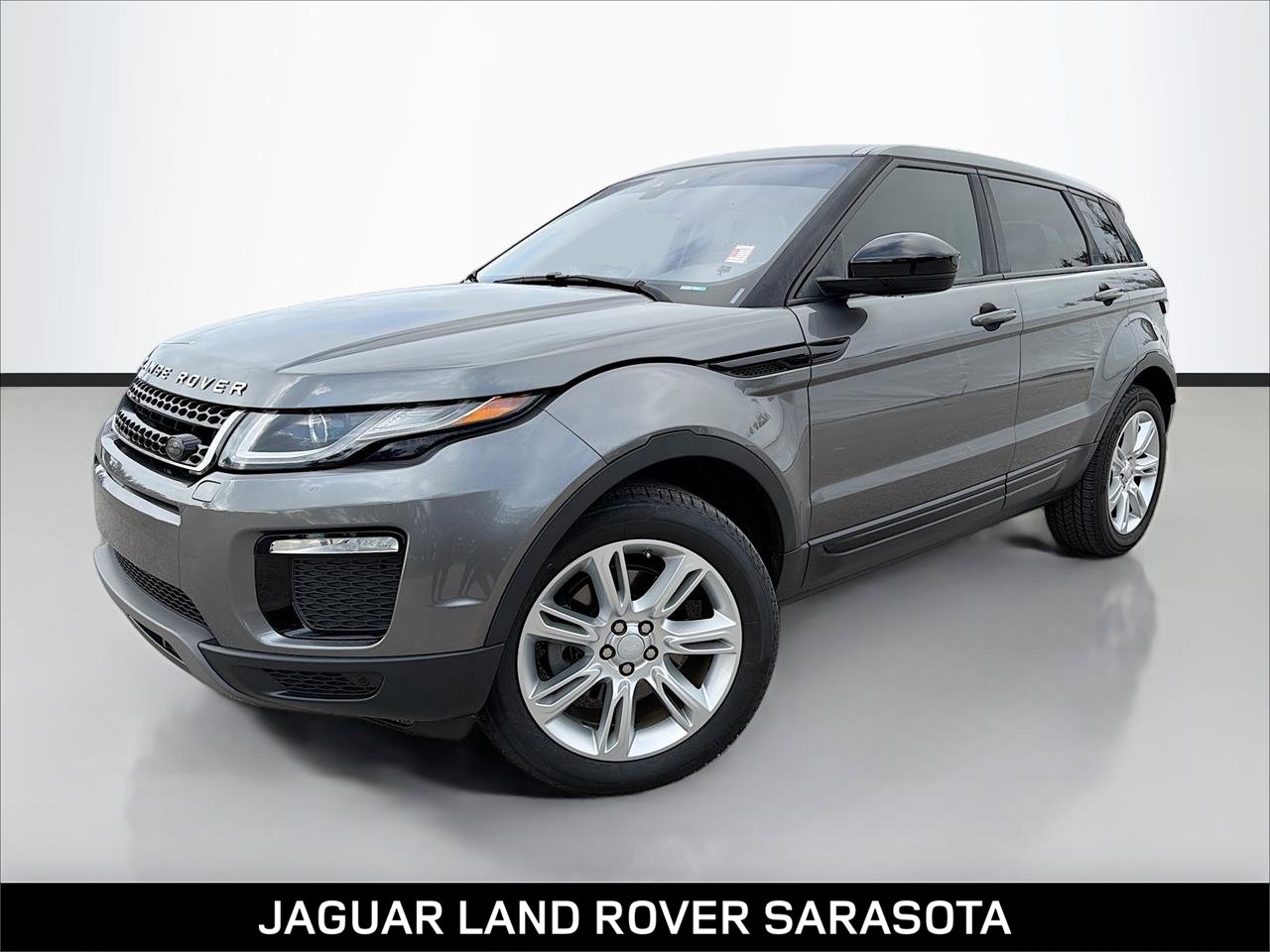 2017 Land Rover Range Rover Evoque SE Premium's photo