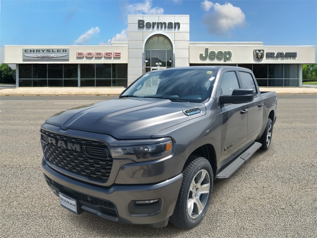 2025 Ram 1500 Tradesman photo 2