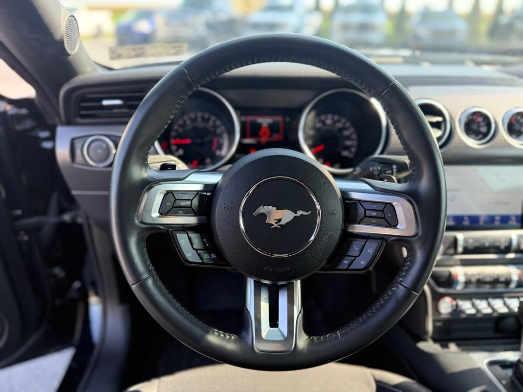 2021 Ford Mustang EcoBoost photo 5