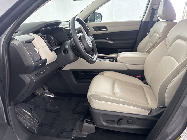 2022 Nissan Pathfinder SL photo 22