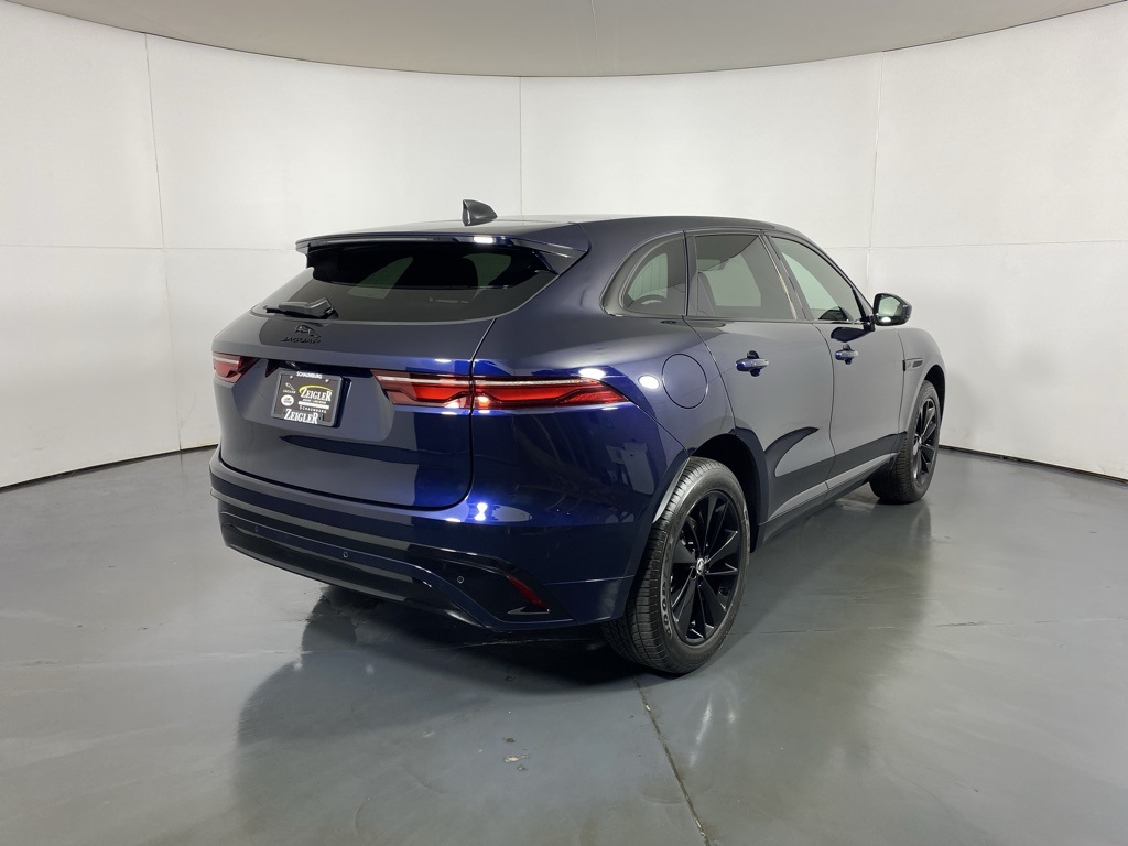 2025 Jaguar F-PACE P250 R-Dynamic S photo 2