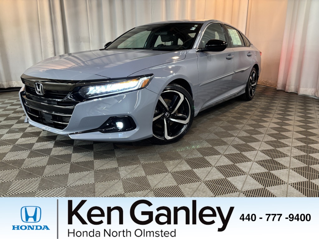 2022 Honda Accord Sport's photo