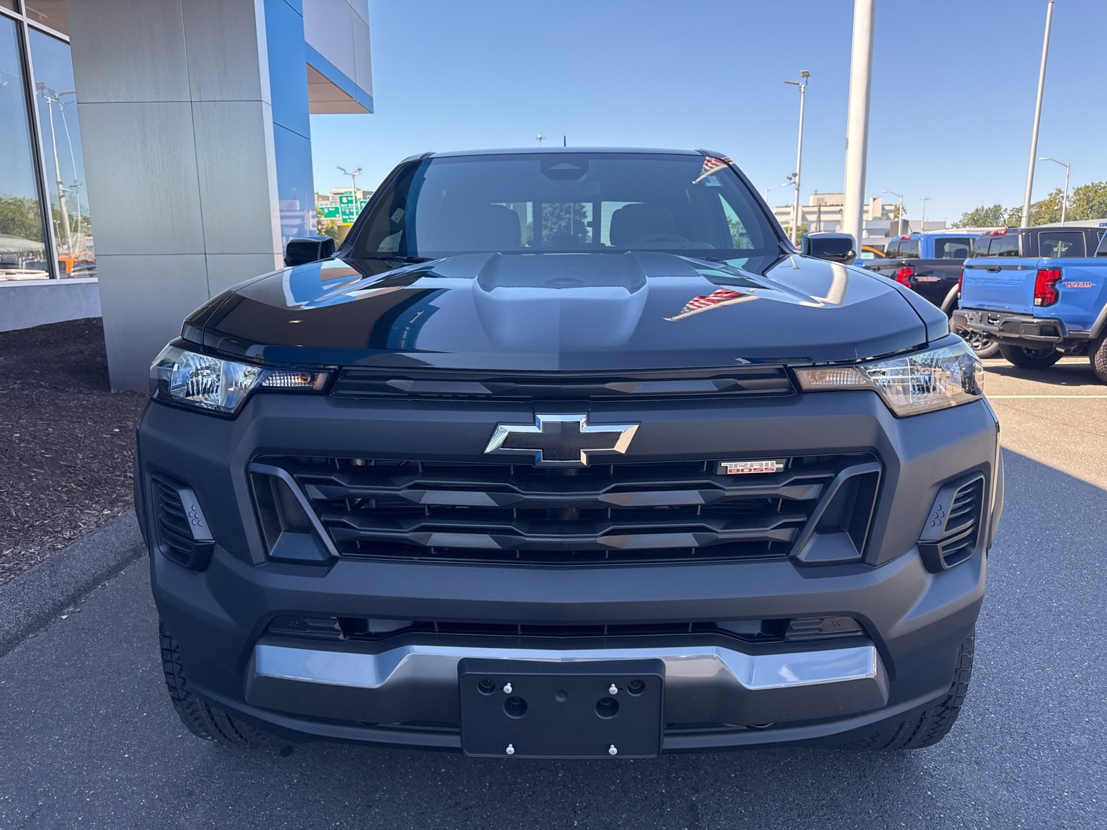 2026 Chevrolet Colorado Trail Boss photo 3