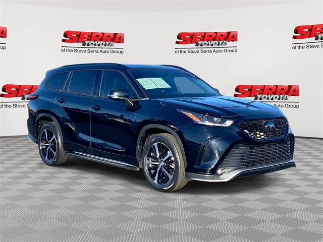 2022 Toyota Highlander XSE's photo