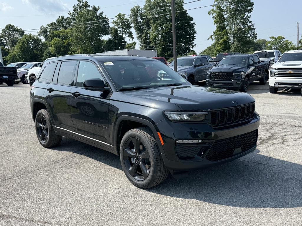 2025 Jeep Grand Cherokee Limited photo 4