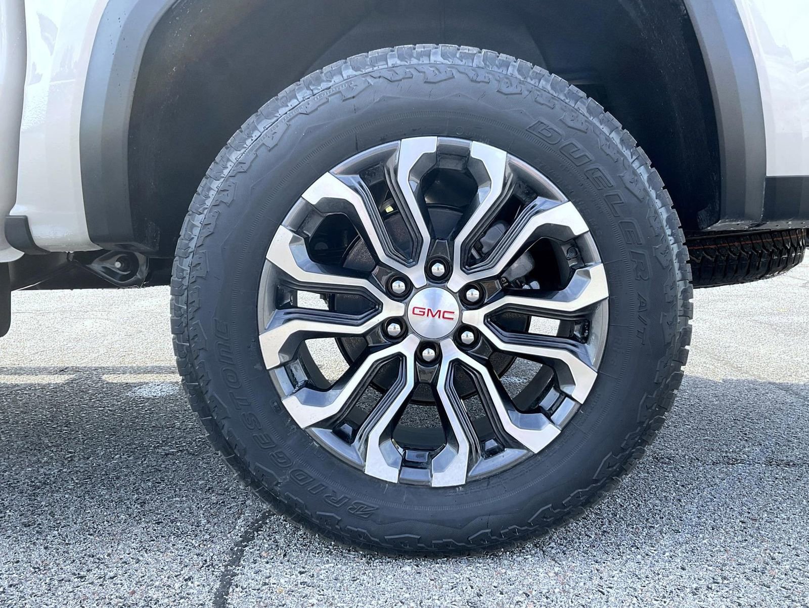 2026 Gmc Canyon Denali photo 22