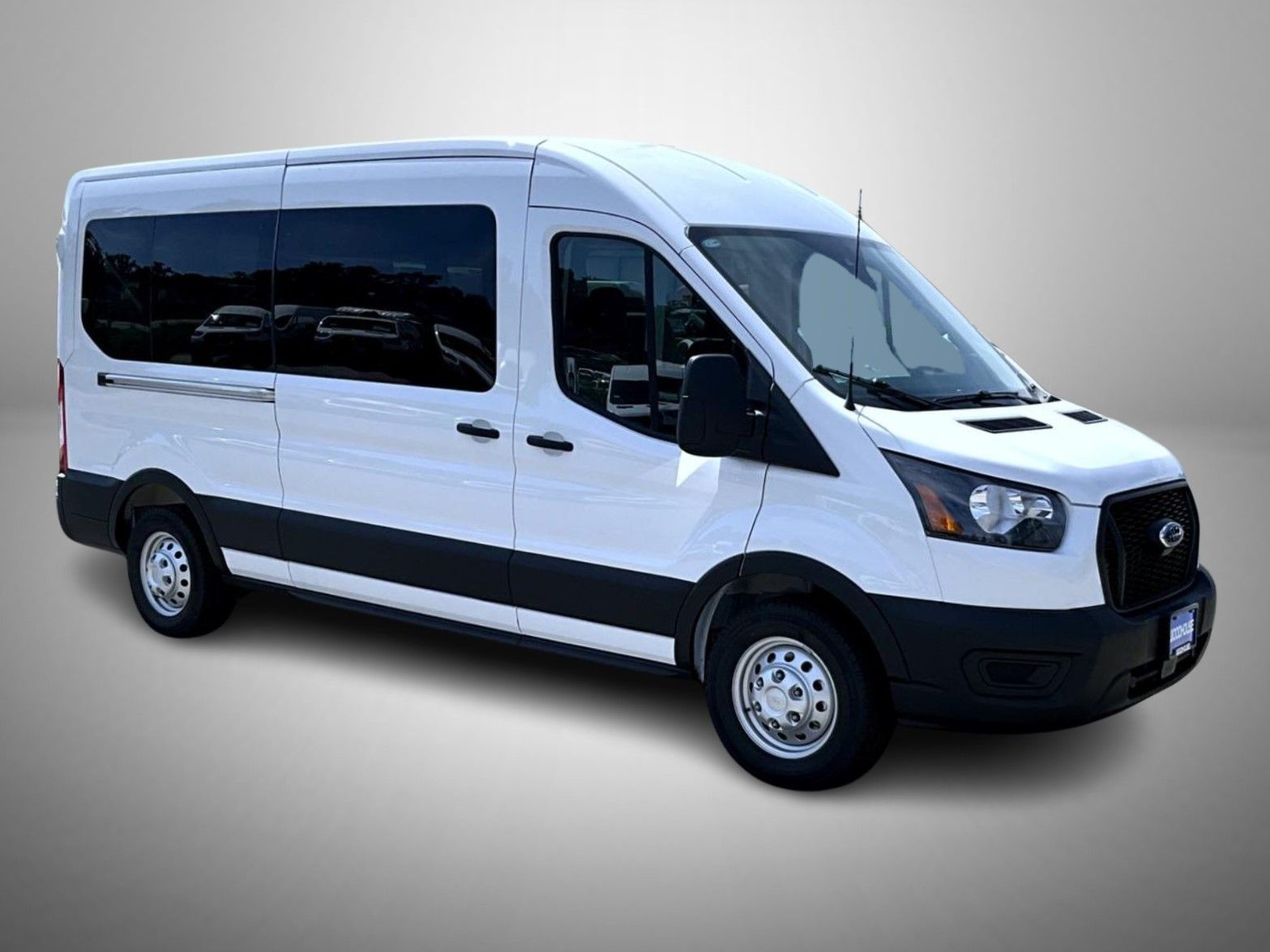 2025 Ford Transit Passenger XL photo 2