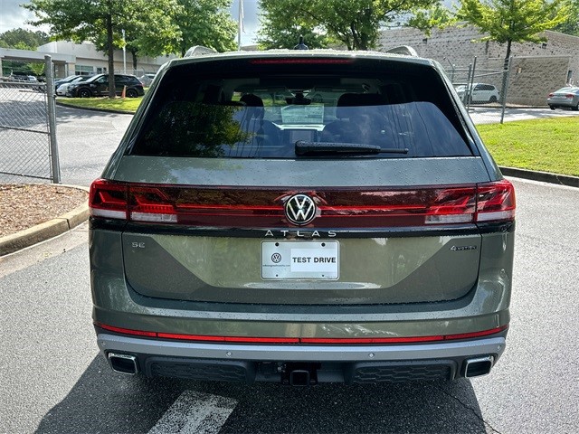 2025 Volkswagen Atlas Peak Edition SE photo 6