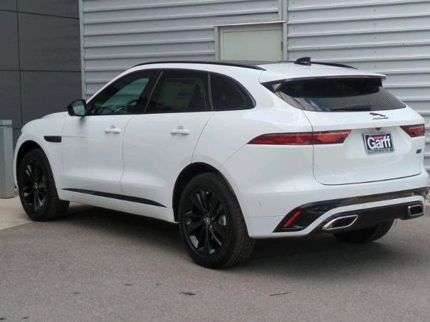 2026 Jaguar F-PACE P400 R-Dynamic S photo 10