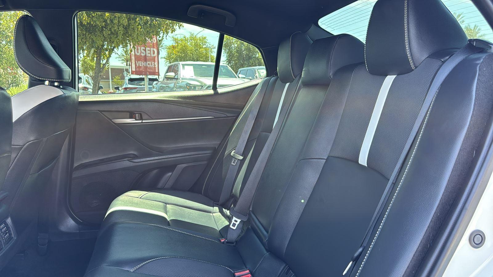 2025 Toyota Camry SE photo 25
