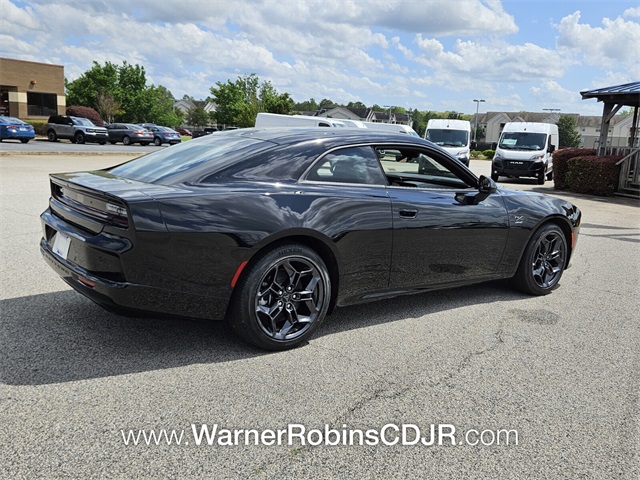 2025 Dodge Charger Daytona R/T photo 10