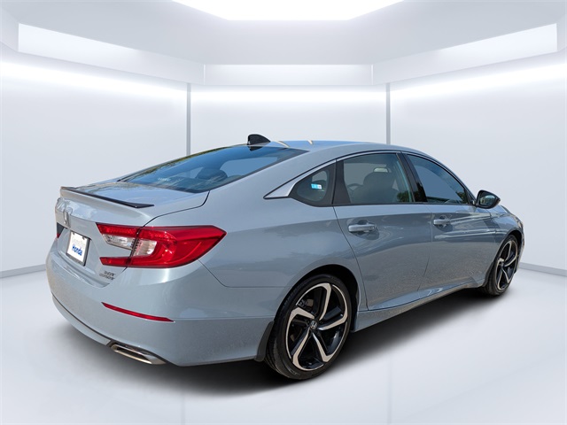 2022 Honda Accord Sport 2.0T photo 3