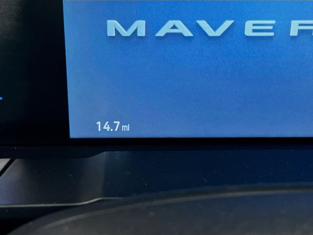 2025 Ford Maverick XLT photo 2