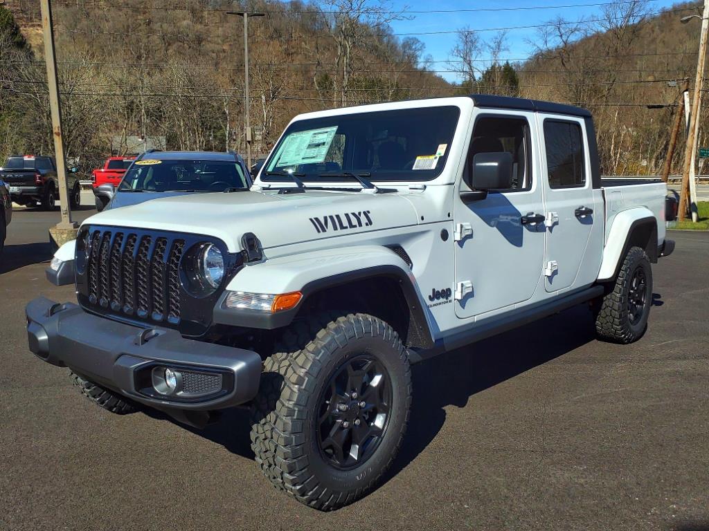 2023 Jeep Gladiator Willys photo 2