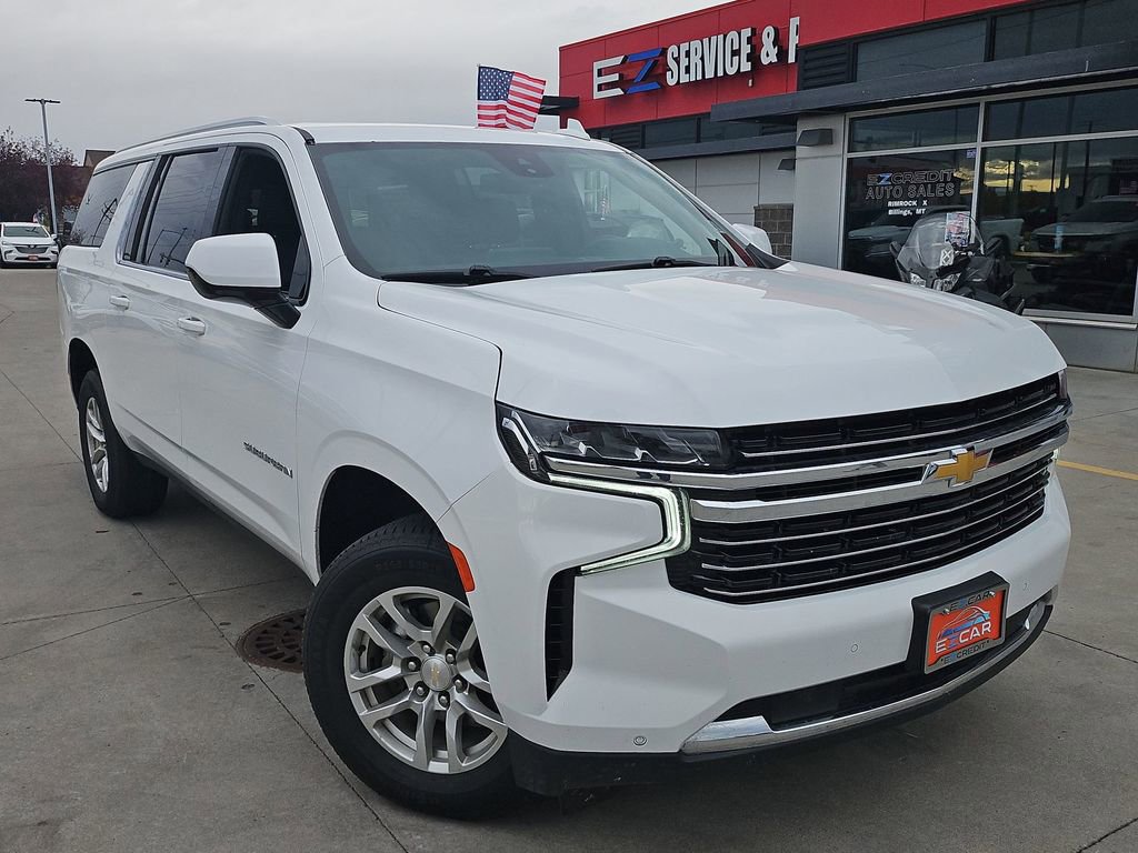2023 Chevrolet Suburban LT