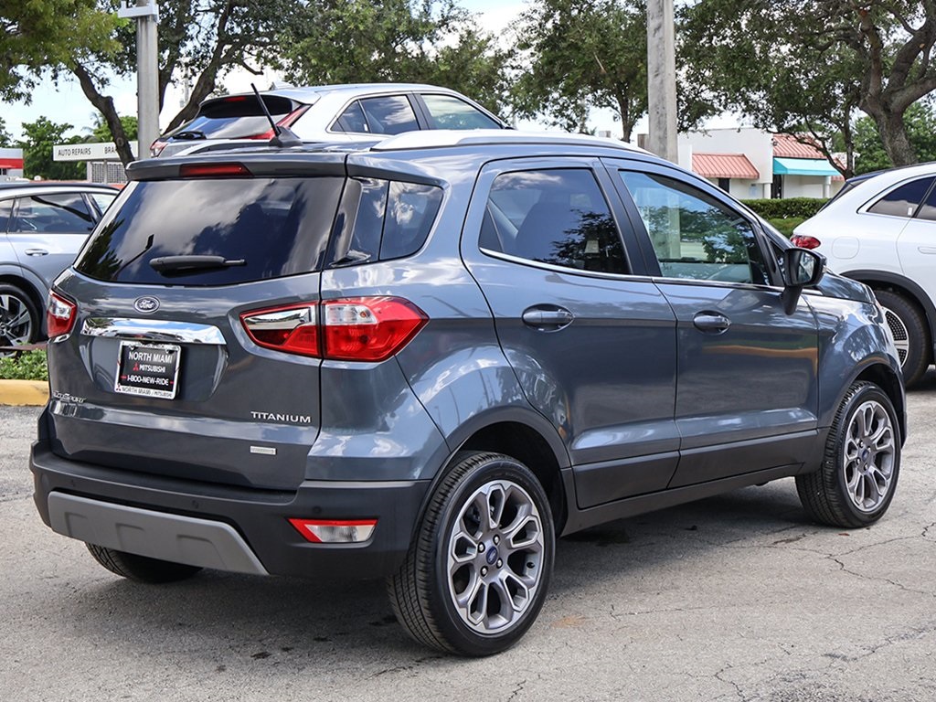 2021 Ford EcoSport Titanium photo 3
