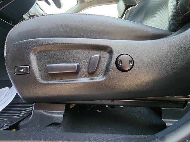 2019 Toyota Highlander Limited photo 4