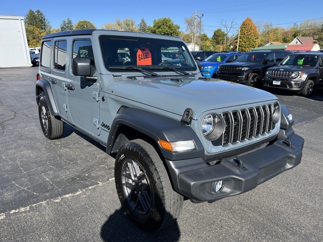2024 Jeep Wrangler 4-Door Sport S's photo