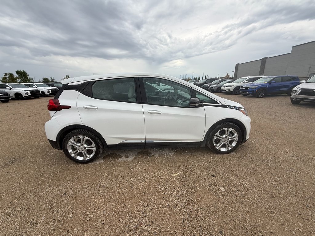 2018 Chevrolet Bolt EV photo 4