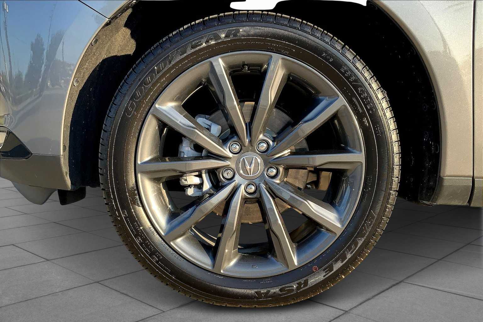 2025 Acura RDX A-Spec photo 9