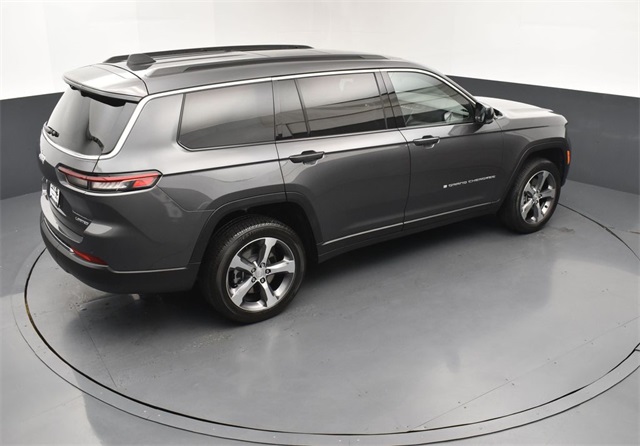2025 Jeep Grand Cherokee Limited photo 17