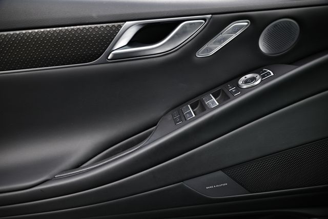 2025 Genesis G80 3.5T Sport Prestige photo 15