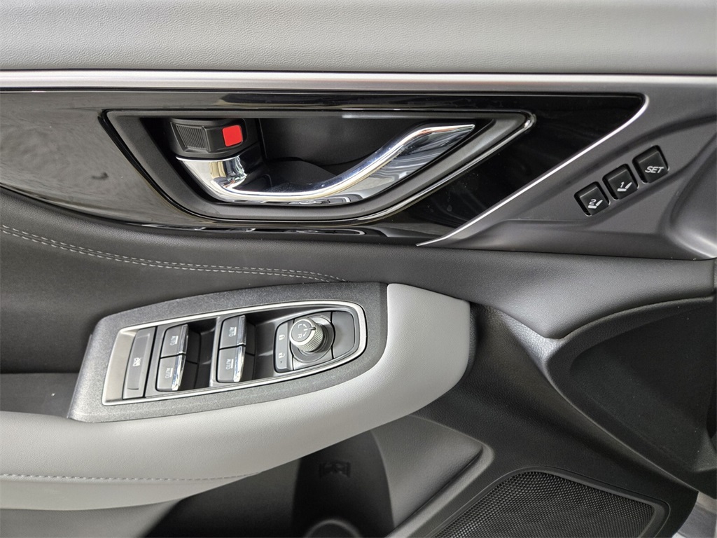 2025 Subaru Outback Limited photo 10