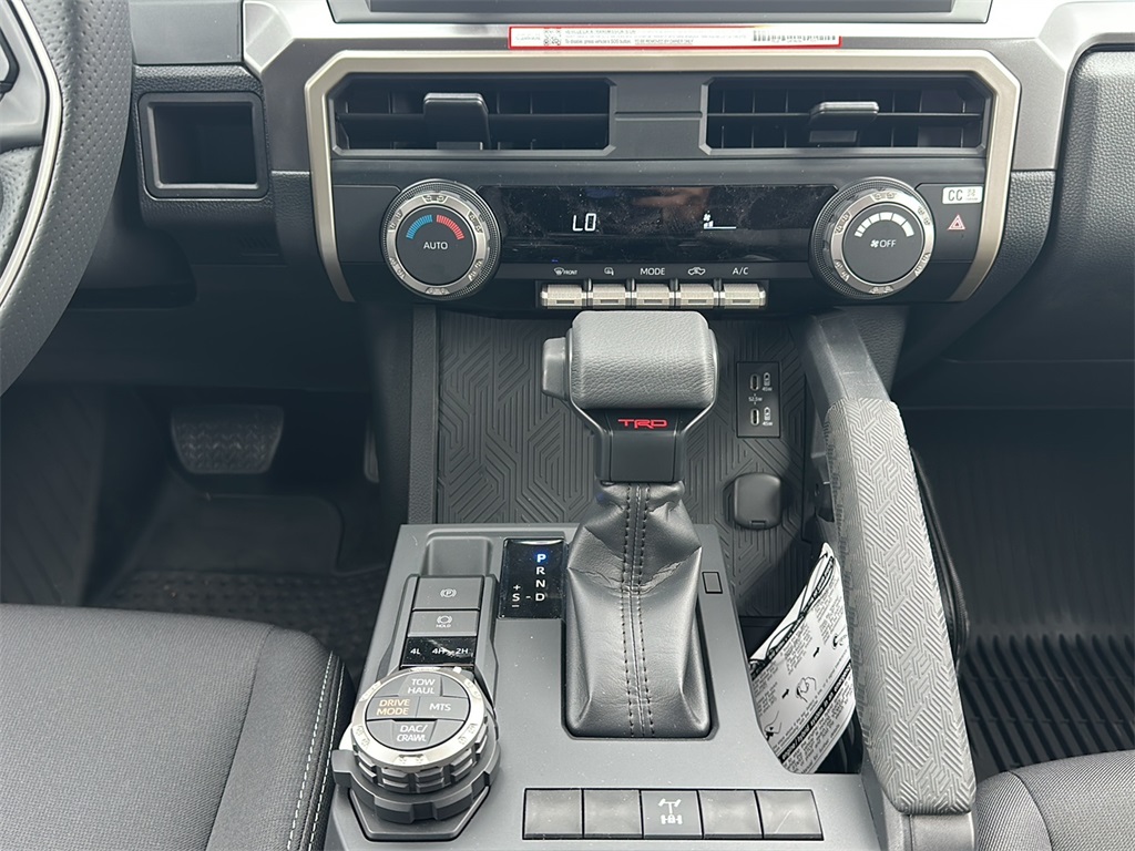 2025 Toyota Tacoma TRD Off-Road 4x4 Double Cab photo 16