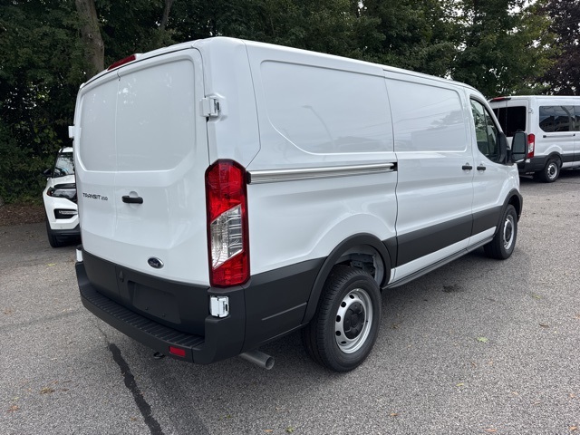 2025 Ford Transit photo 3
