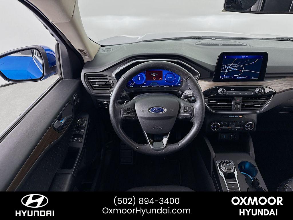 2020 Ford Escape Titanium photo 20