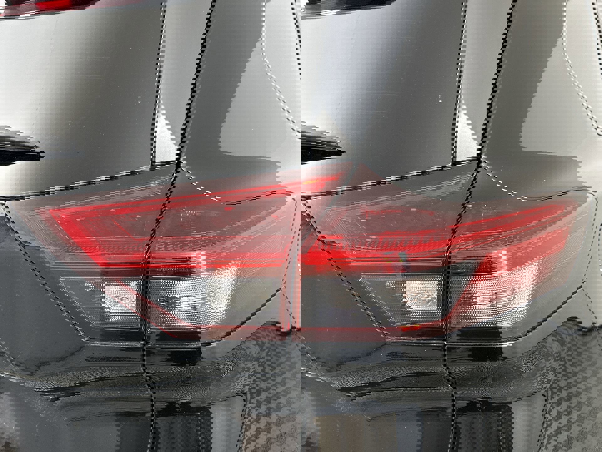 2023 Nissan Rogue SV photo 24