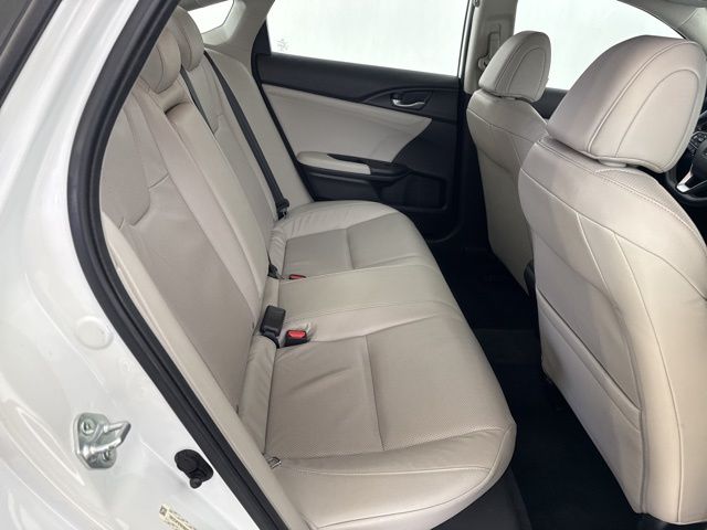 2022 Honda Insight Touring photo 22