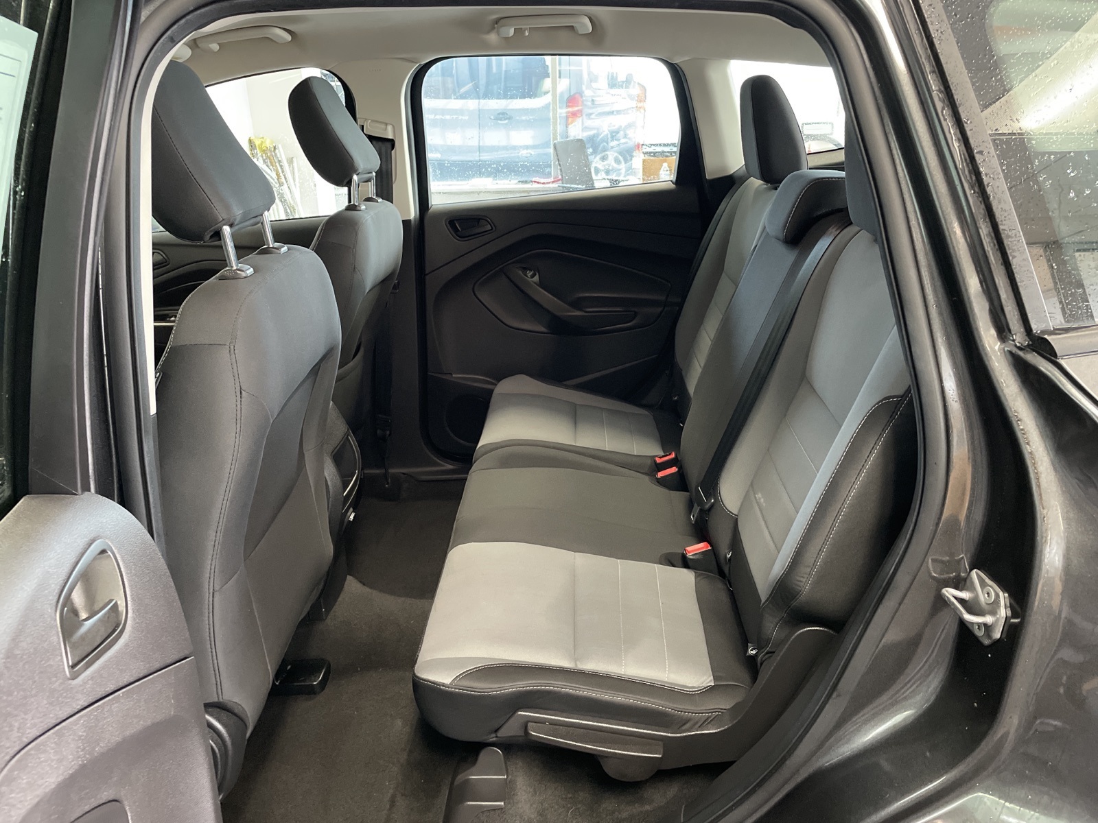 2019 Ford Escape S photo 26