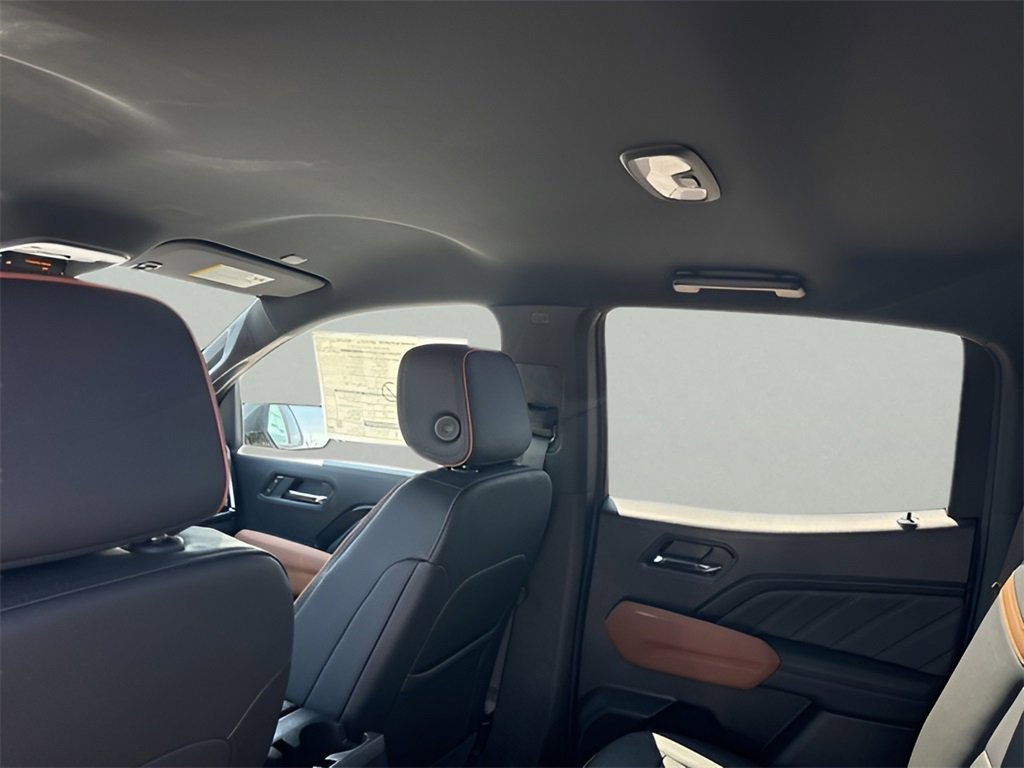 2025 Gmc Canyon AT4 photo 12