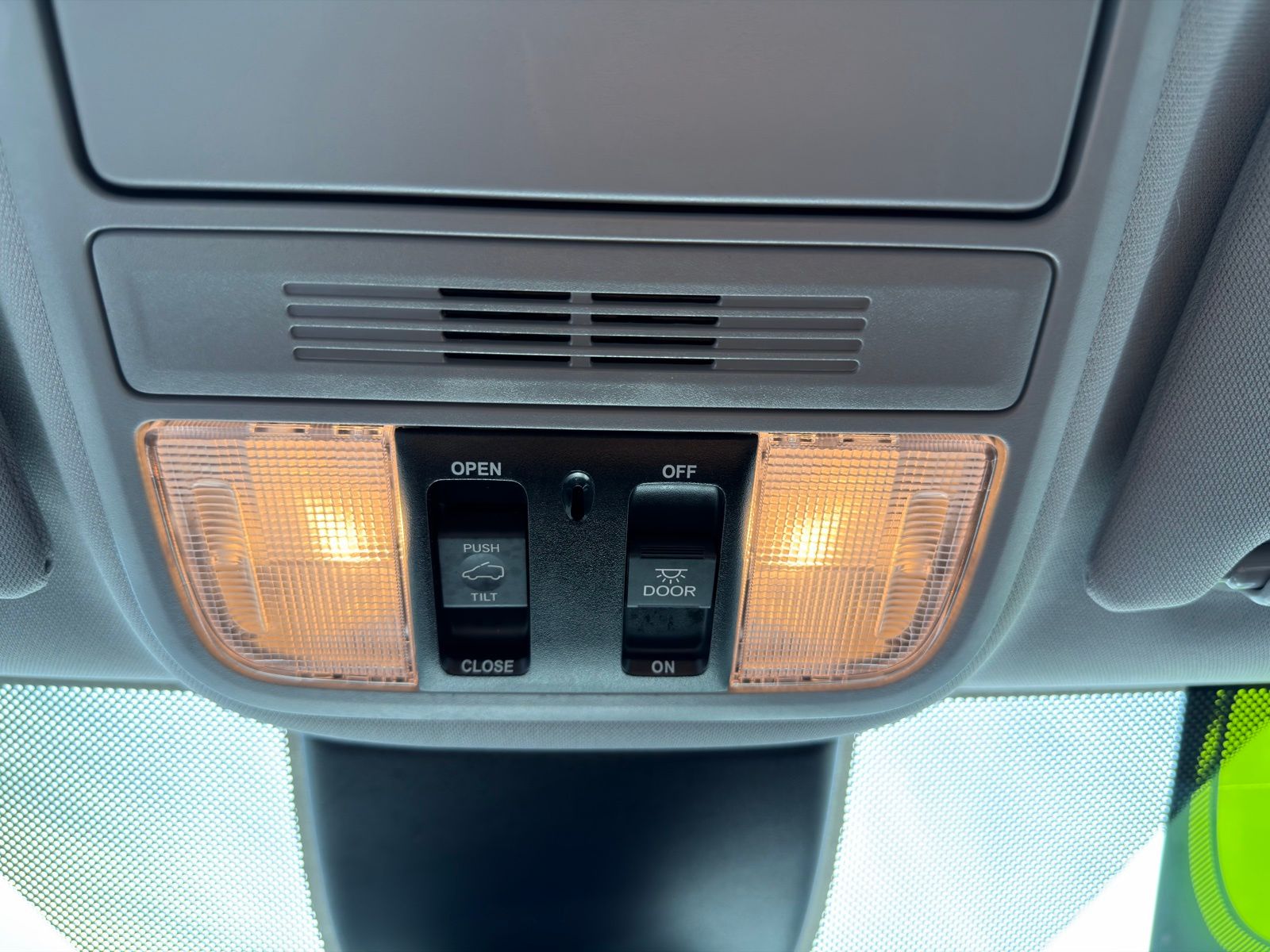 2023 Honda Odyssey EX-L photo 24