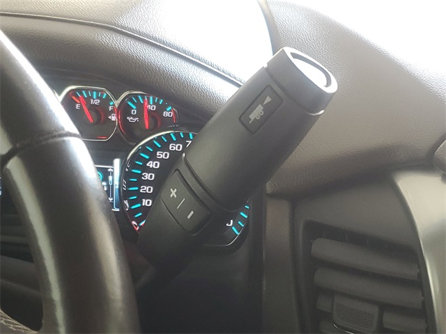 2018 Chevrolet Tahoe LS photo 13
