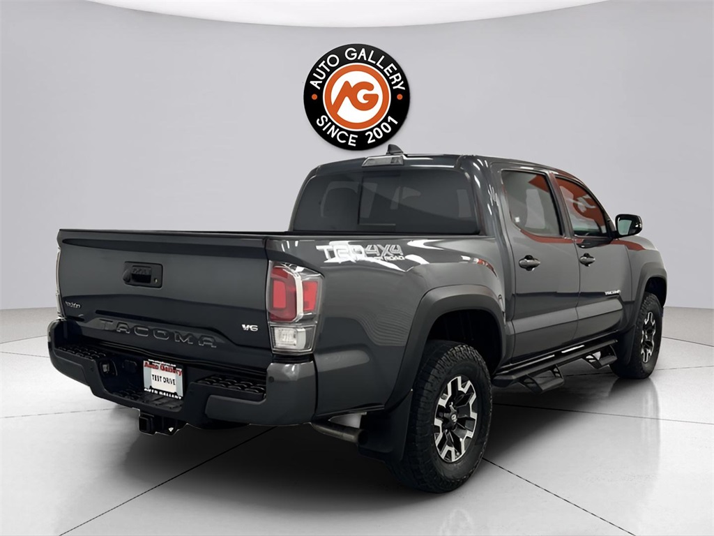 2022 Toyota Tacoma TRD Off-Road photo 4
