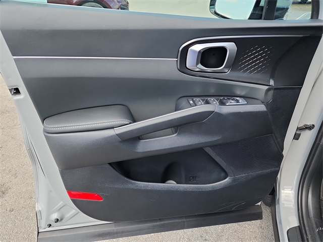 2026 Kia Sorento EX photo 8
