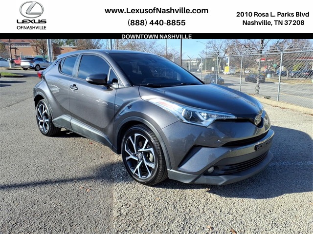2018 Toyota C-HR XLE Premium's photo