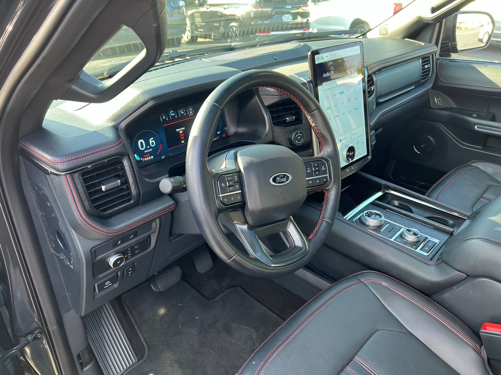 2022 Ford Expedition MAX Limited photo 10
