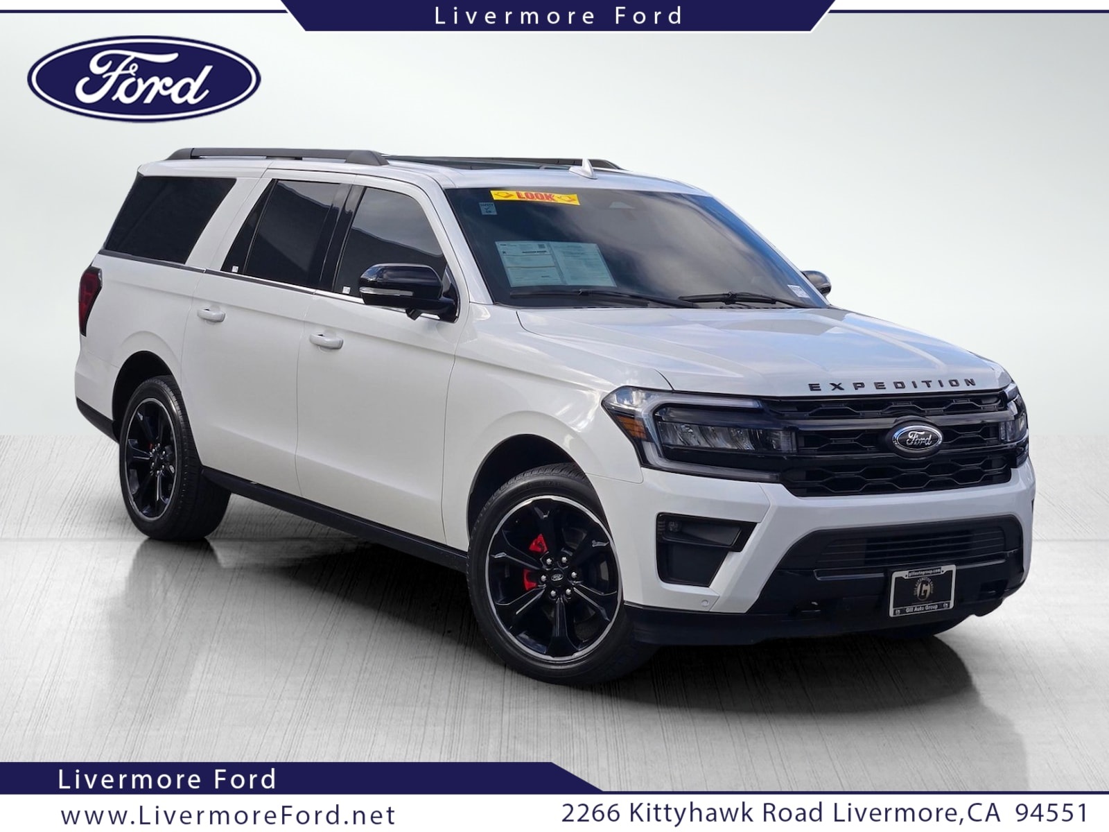2022 Ford Expedition Limited's photo