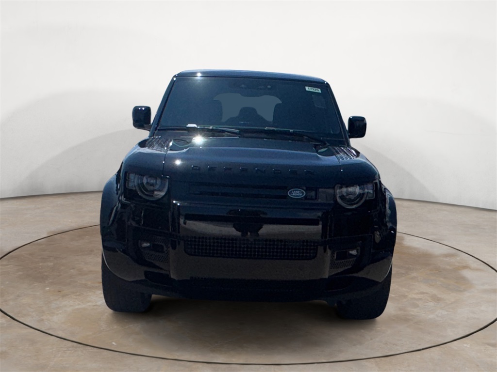 2025 Land Rover Defender 110 X-Dynamic SE photo 8