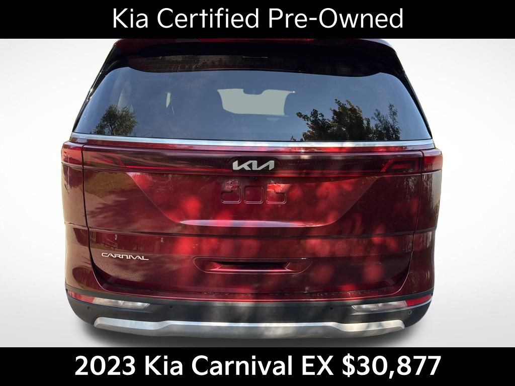 2023 Kia Carnival EX photo 4