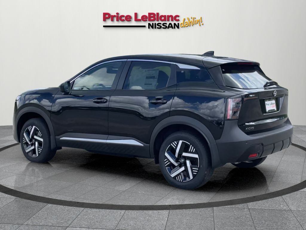 2025 Nissan Kicks SV photo 5