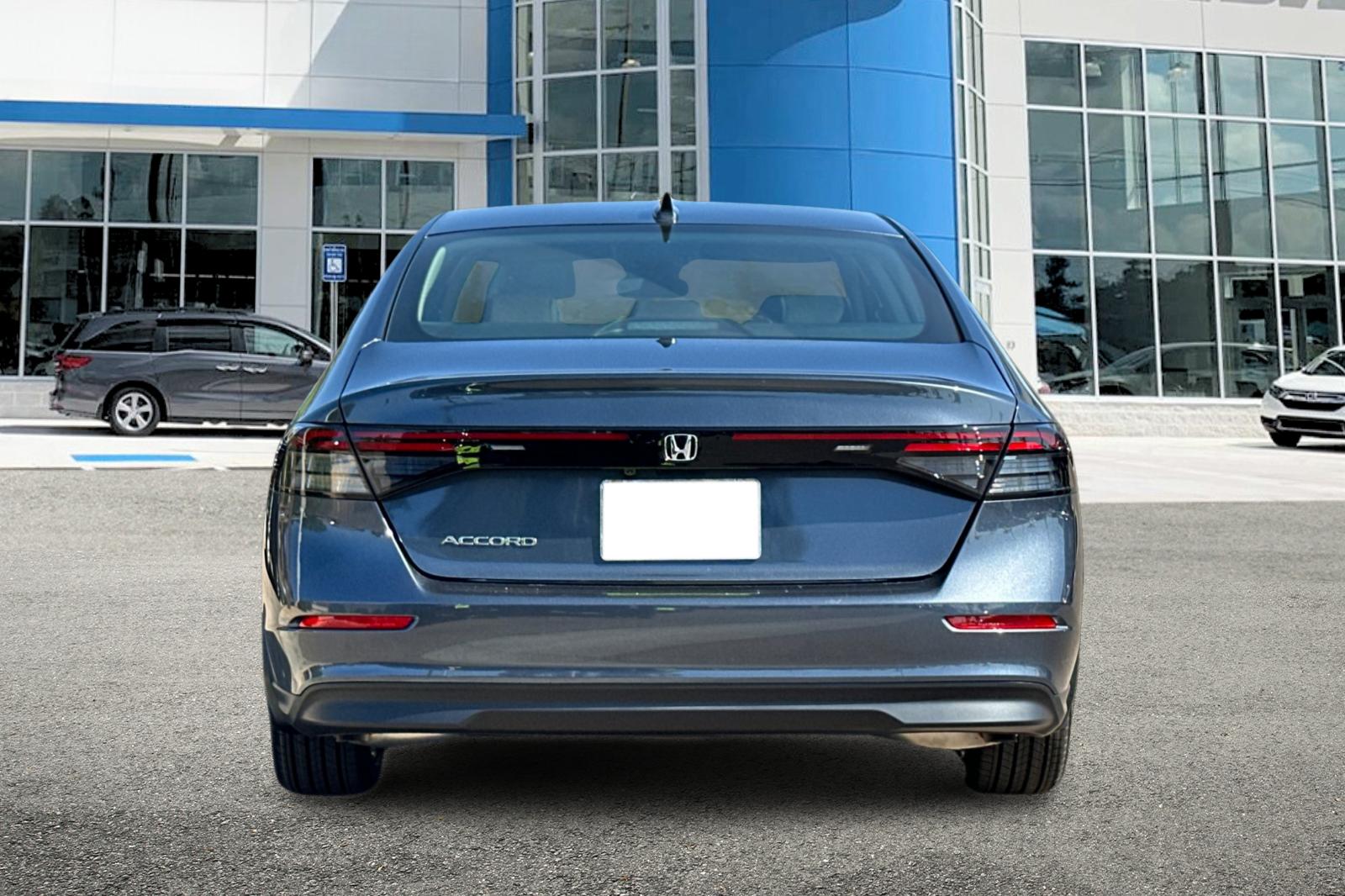 2025 Honda Accord LX photo 4