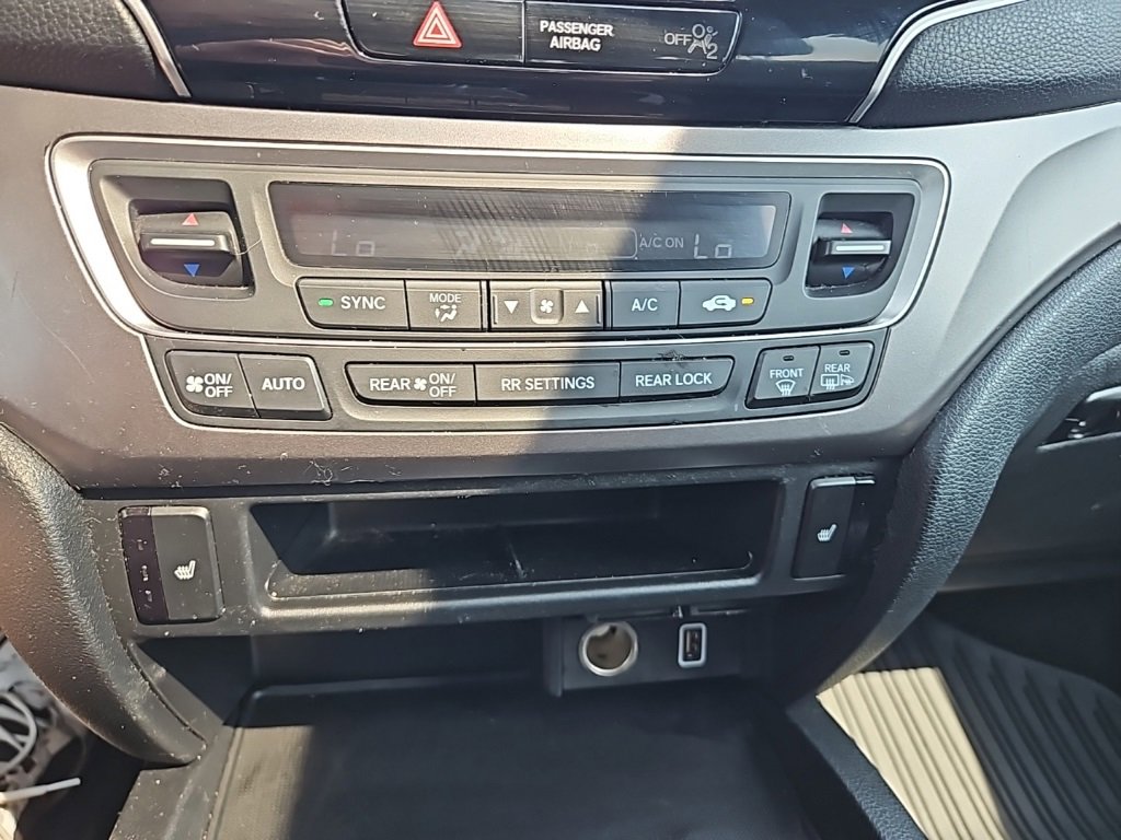 2019 Honda Pilot EX-L photo 19